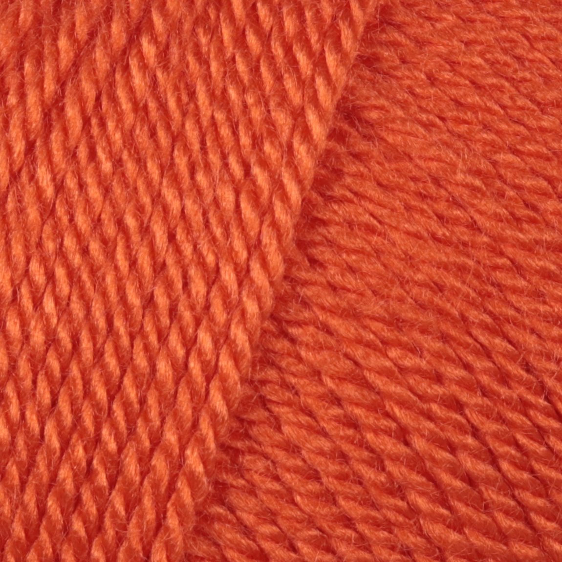 Garn Dora #031, 100% Acryl, Nadelstärke 3-3,5, 5x100g